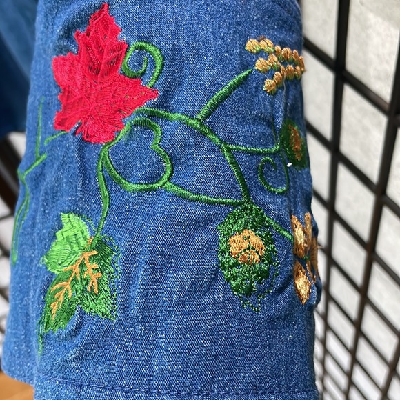 Vintage Diane Gilman, Embroidered Denim Shirt, Bell Sleeves, NWOT, SZ Large - Picture 6 of 7